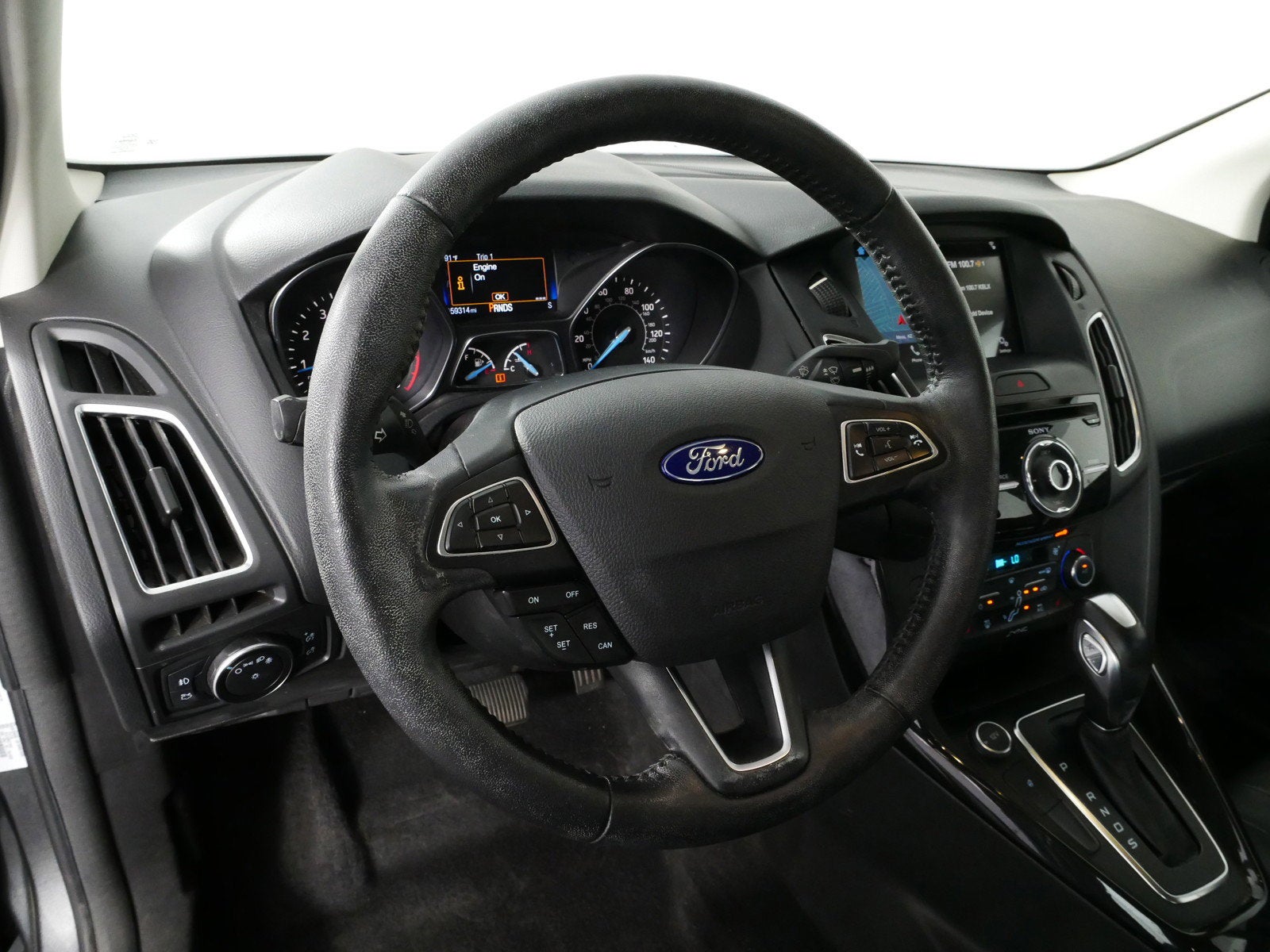 2017 Ford Focus Titanium *1-OWNER, CLEAN CARFAX!*