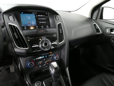 2017 Ford Focus Titanium *1-OWNER, CLEAN CARFAX!*