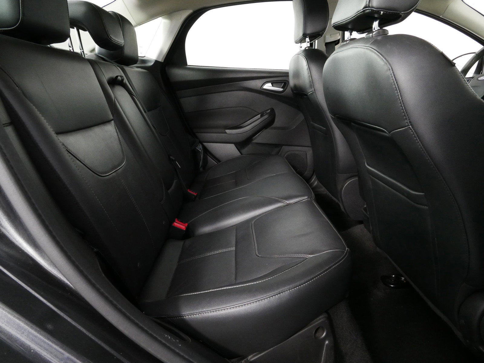 2017 Ford Focus Titanium *1-OWNER, CLEAN CARFAX!*