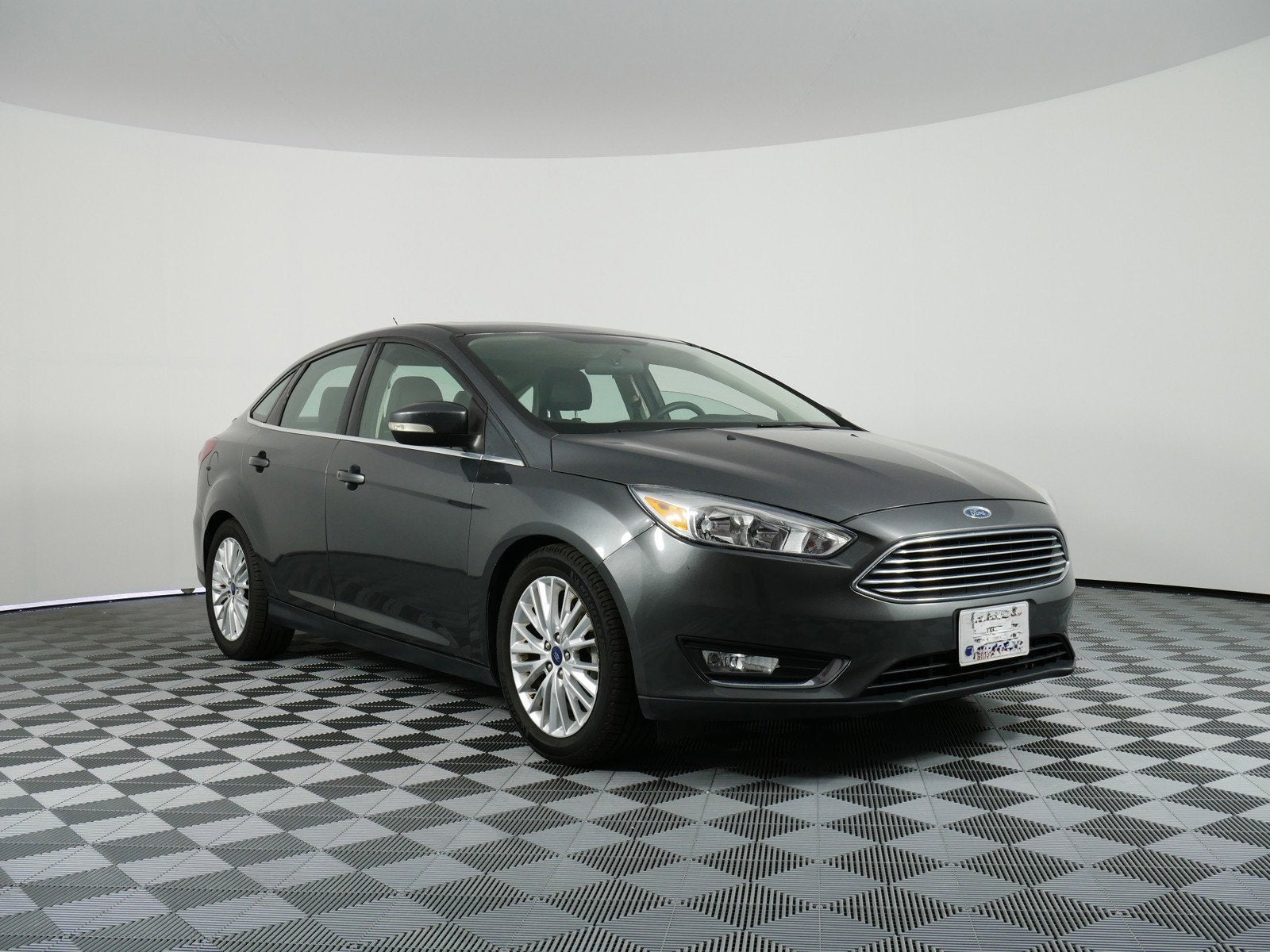 2017 Ford Focus Titanium *1-OWNER, CLEAN CARFAX!*