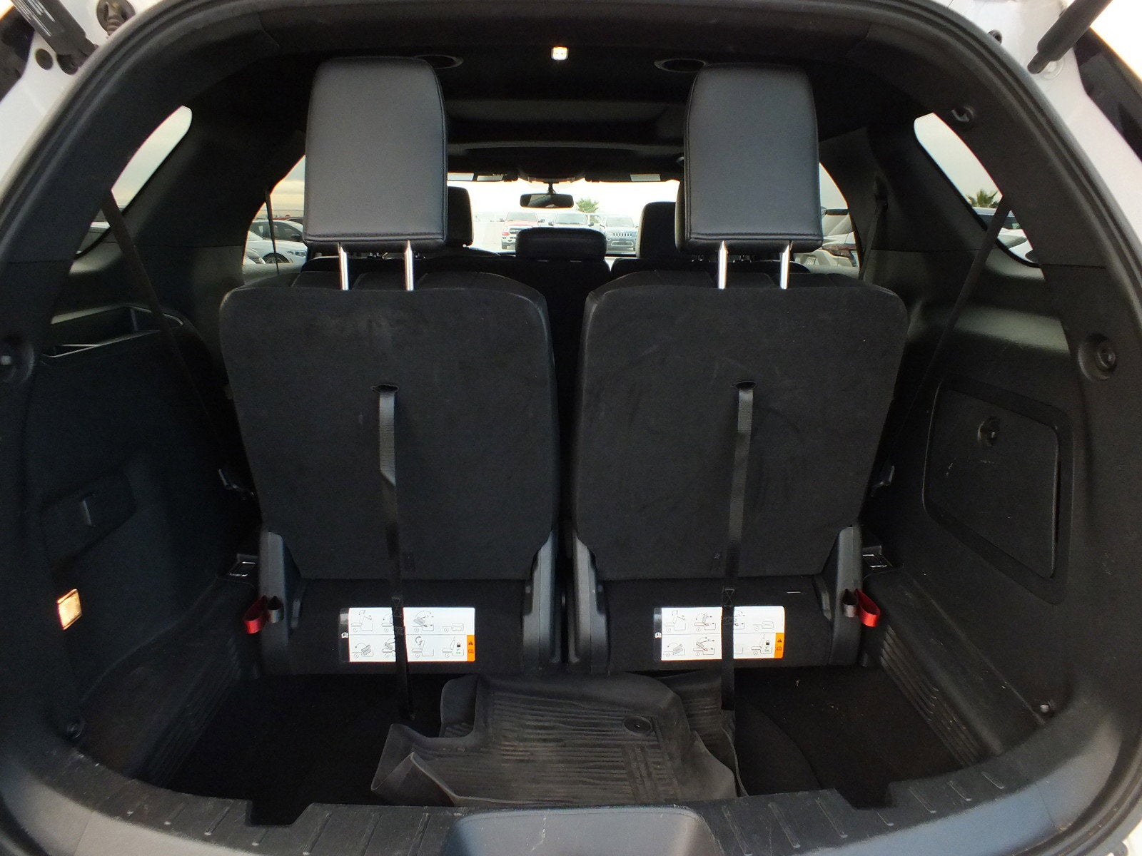 2018 Ford Explorer XLT AWD *CLEAN CARFAX!*