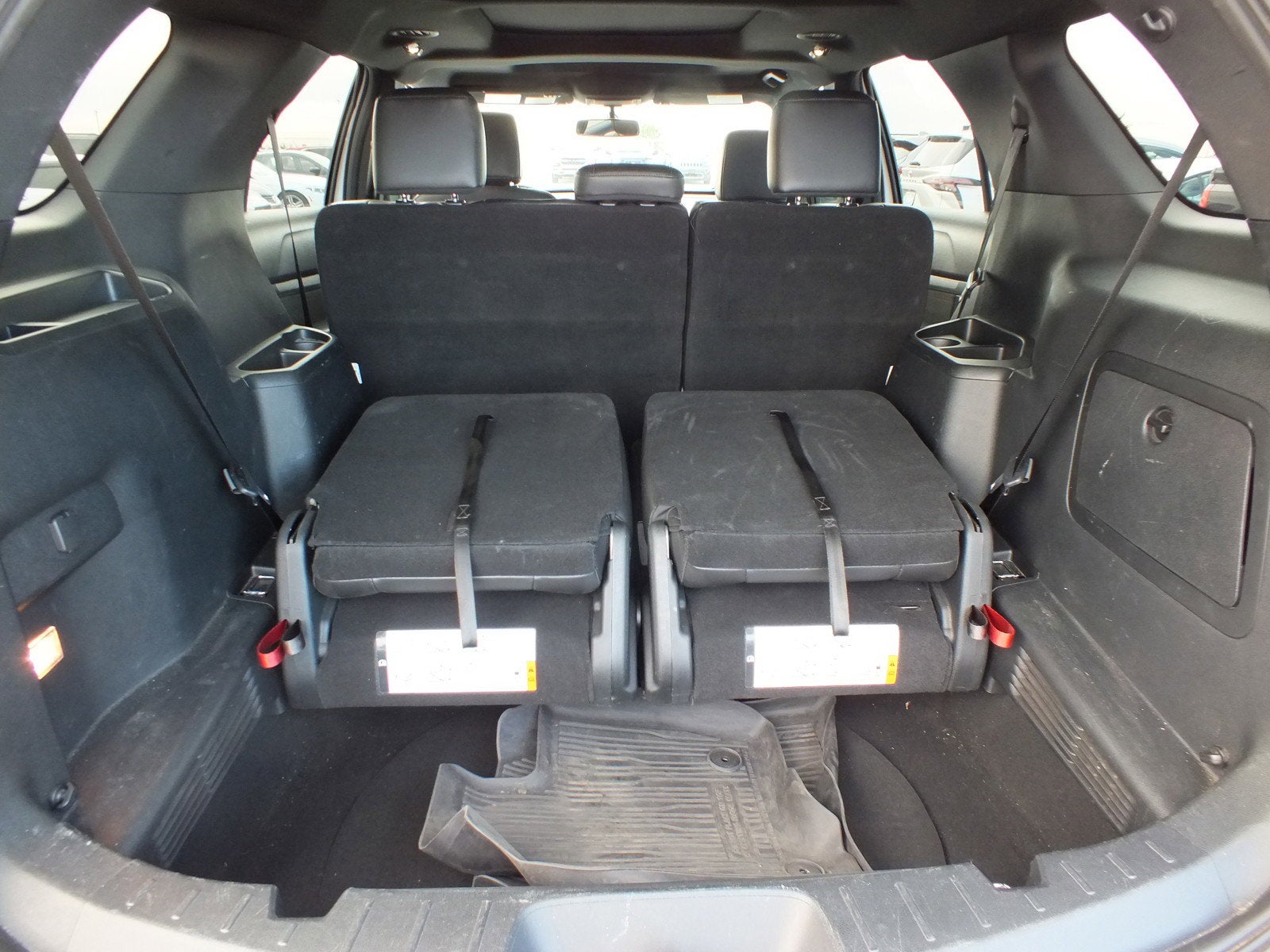 2018 Ford Explorer XLT AWD *CLEAN CARFAX!*