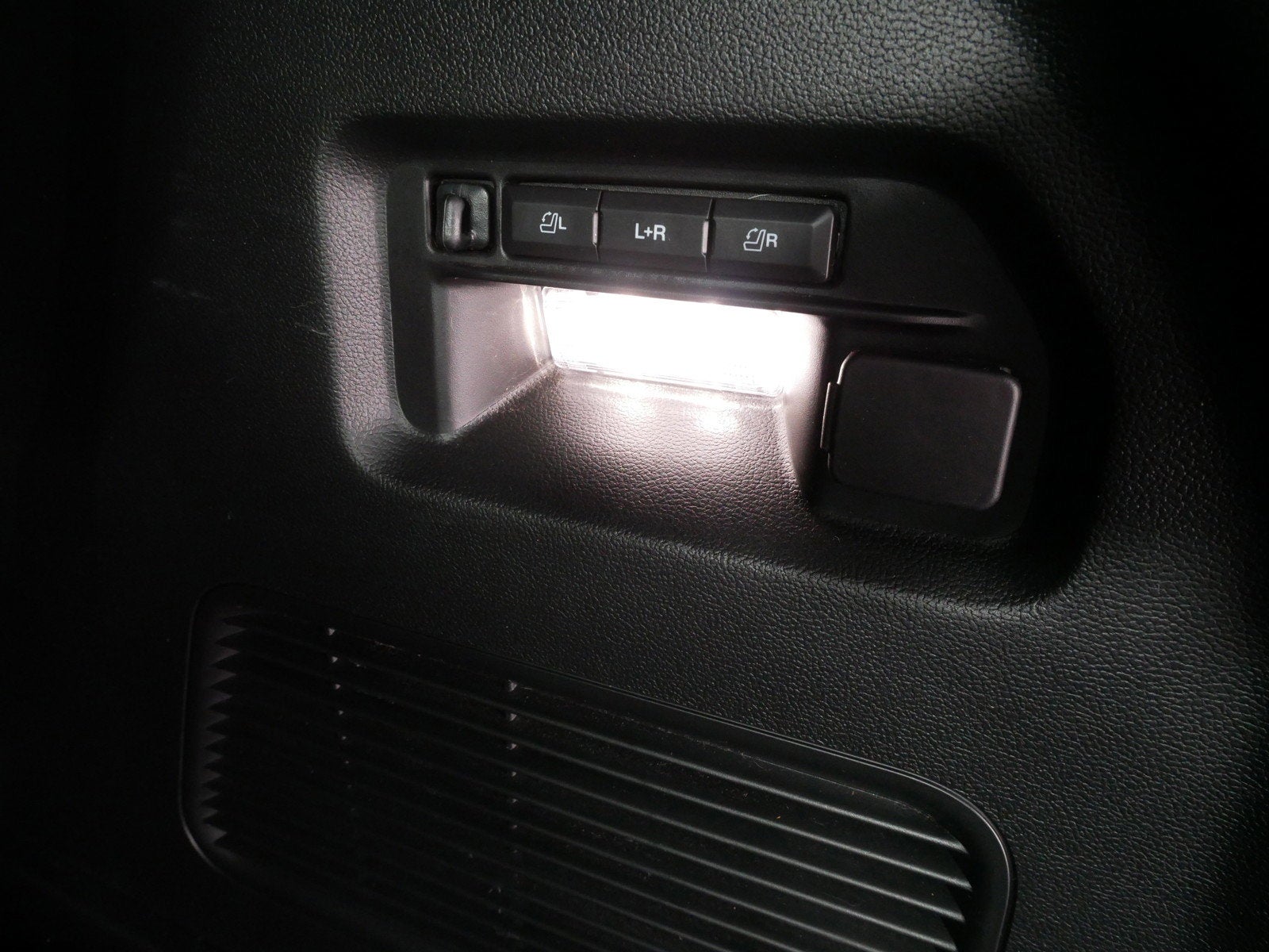 2024 Ford Explorer ST AWD *CLEAN CARFAX, 1 OWNER!*