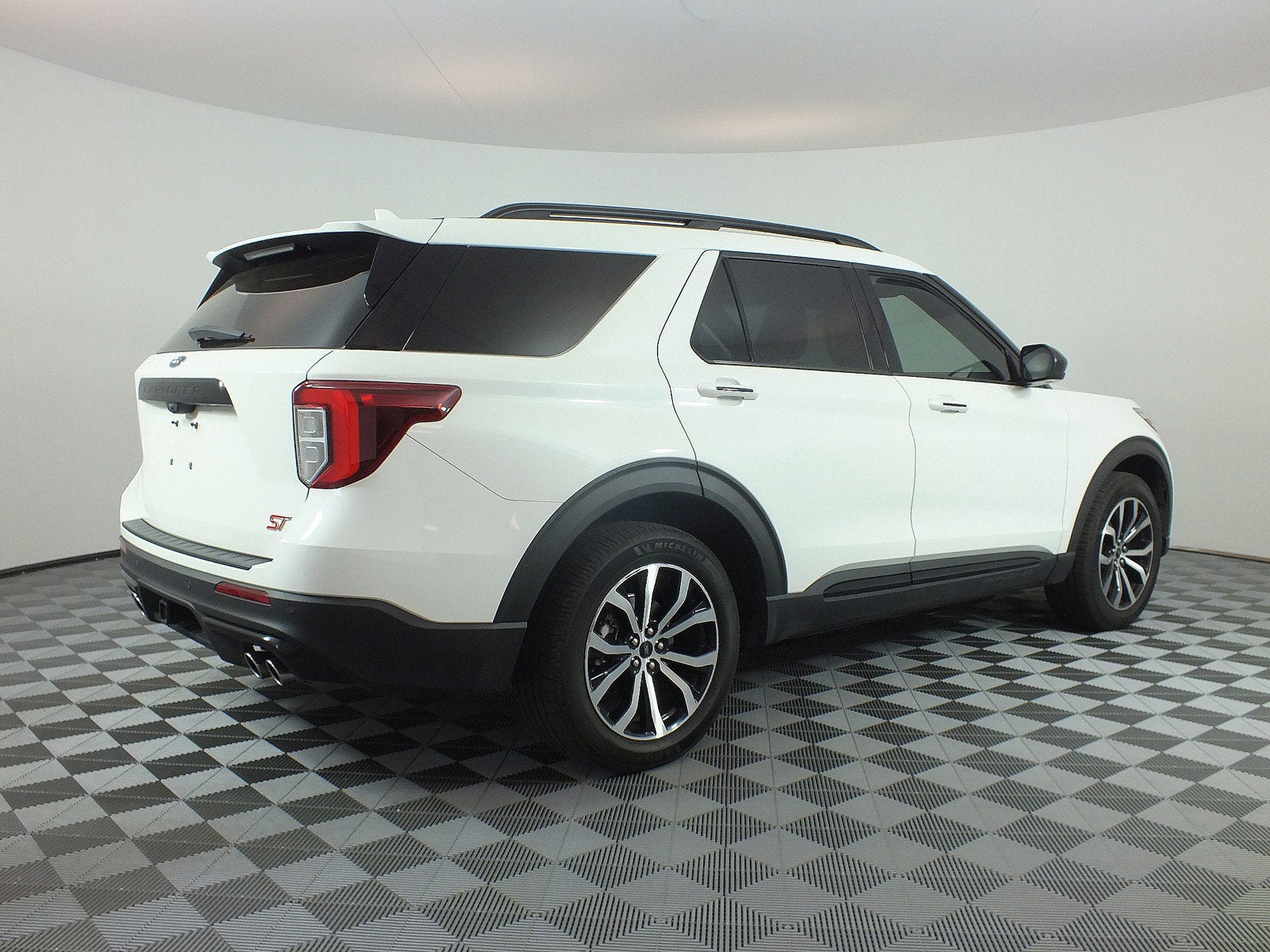 2022 Ford Explorer ST AWD *1-OWNER*