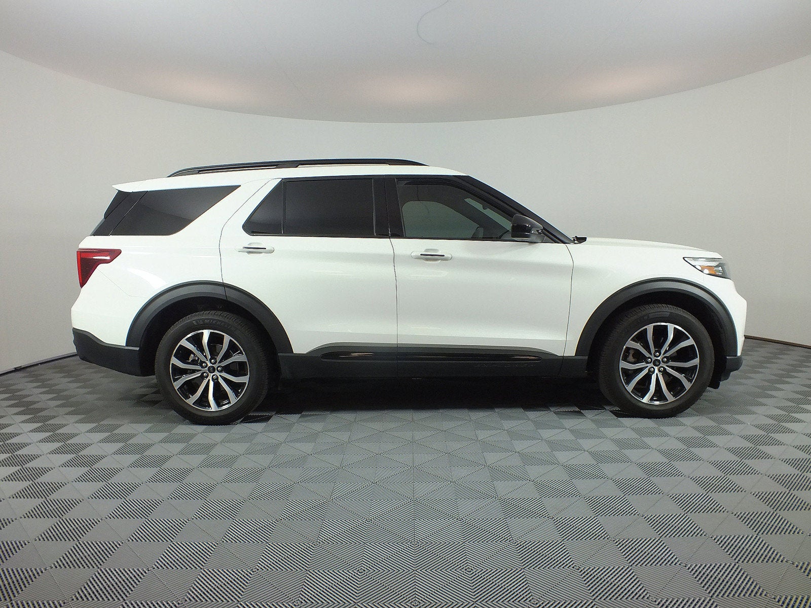 2022 Ford Explorer ST AWD *1-OWNER*