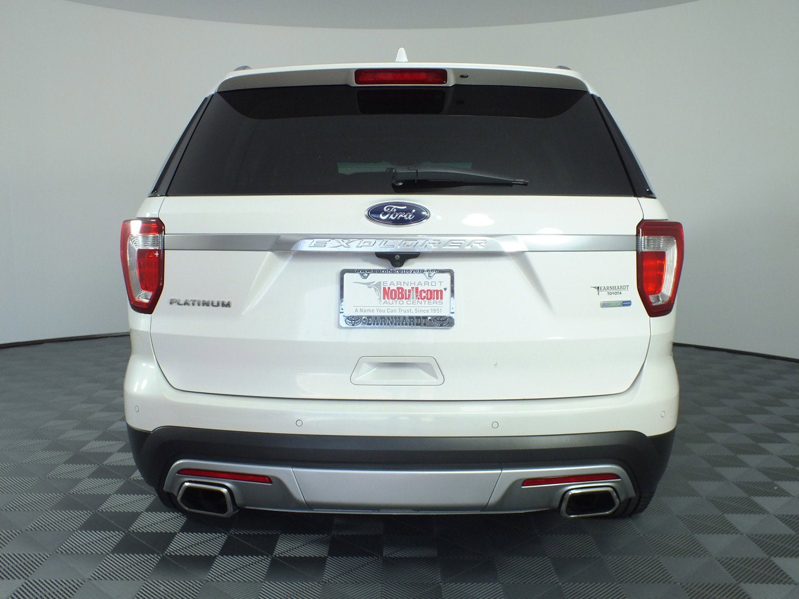 2017 Ford Explorer Platinum 4WD *CLEAN CARFAX! RUNS STRONG!*