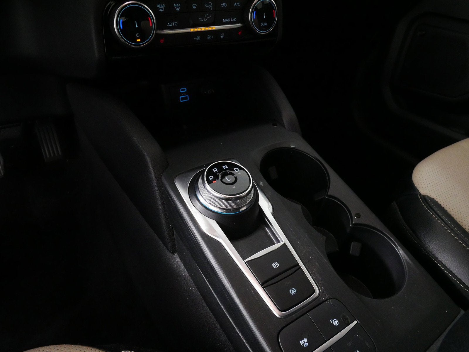 2022 Ford Escape Titanium Plug-In Hybrid *CLEAN CARFAX*