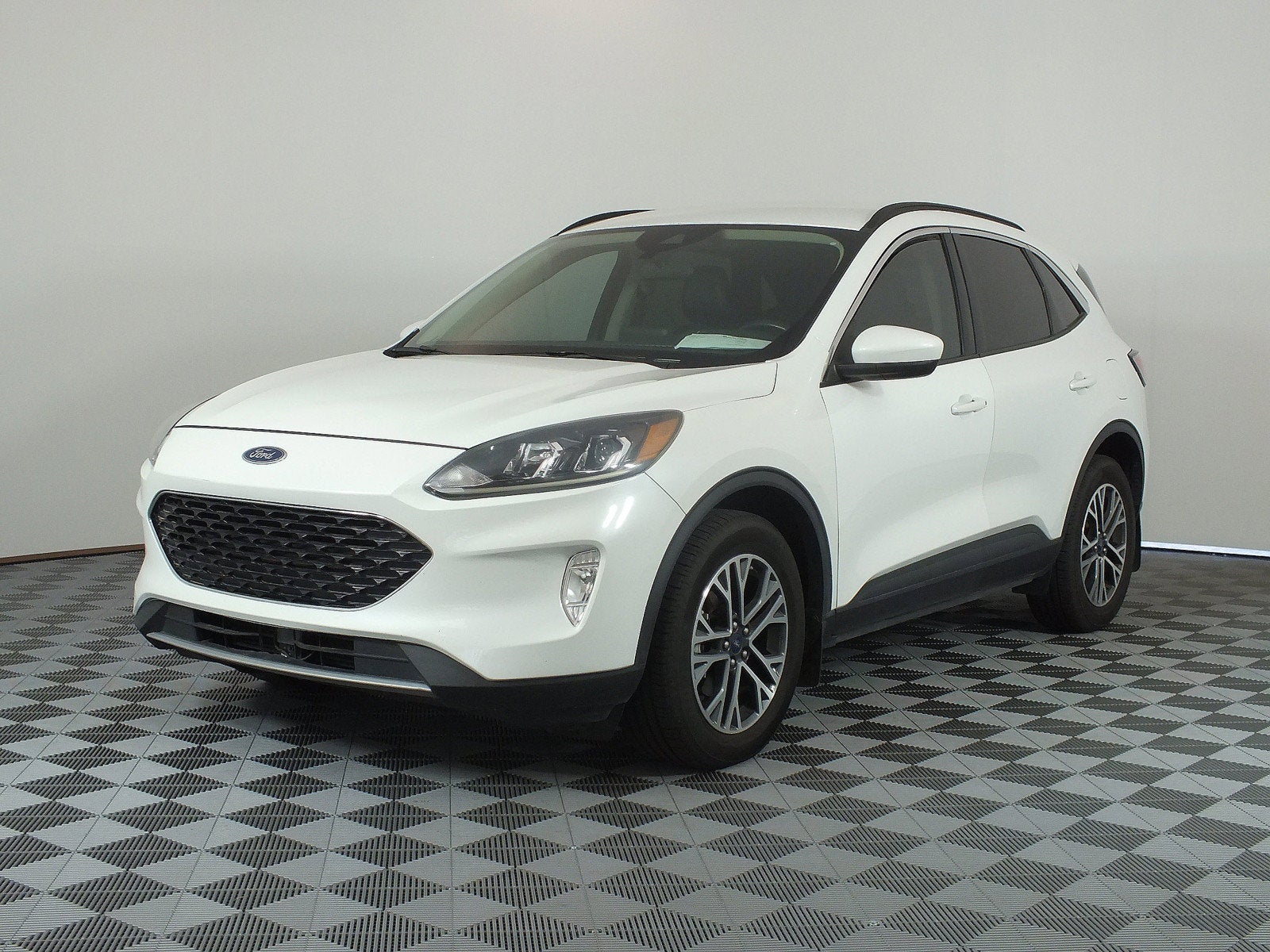 2020 Ford Escape SEL AWD *1-OWNER*