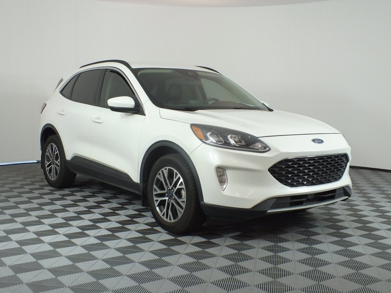 2020 Ford Escape SEL AWD *1-OWNER*