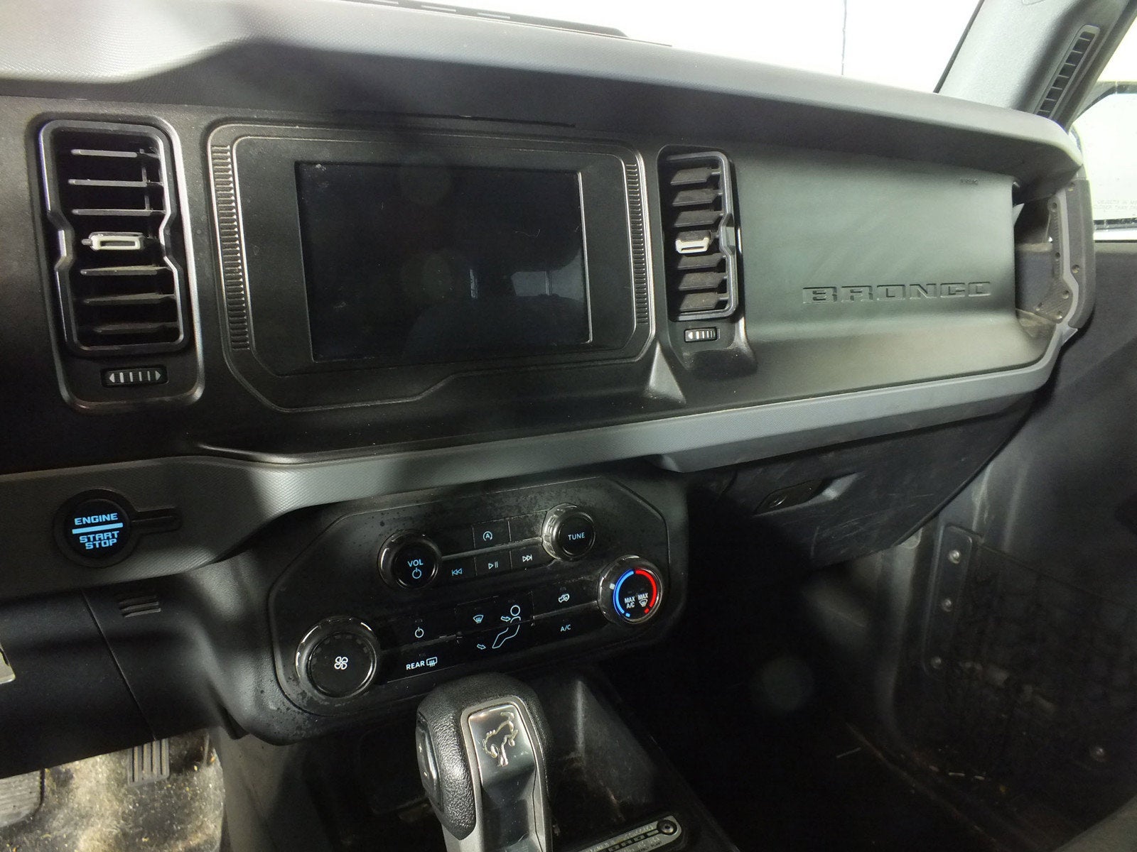 2023 Ford Bronco Base 4WD *CLEAN CARFAX! ONLY 45K MILES!*