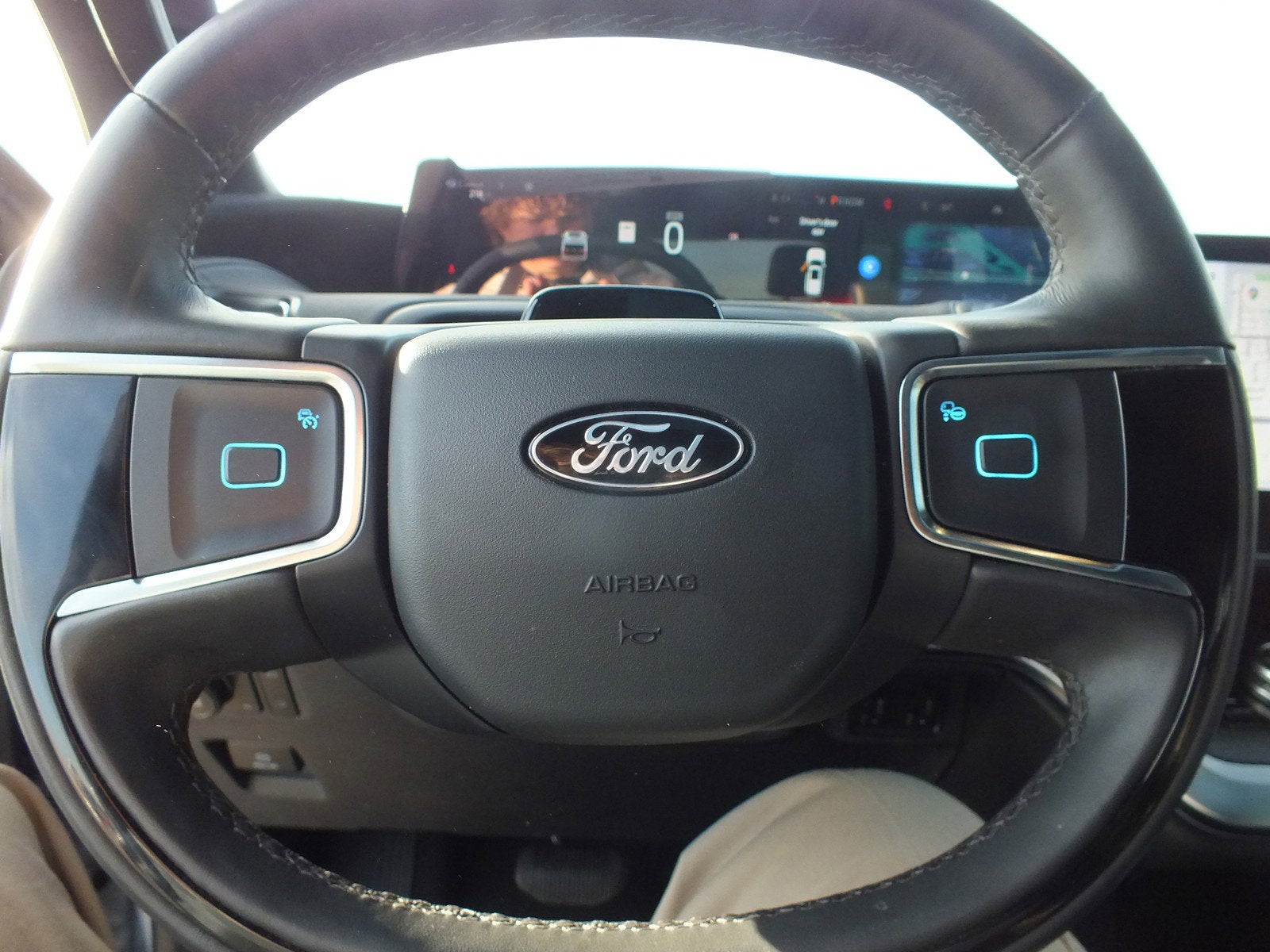 2025 Ford Expedition Platinum 4WD *LIKE NEW! ONLY 13K MILES!*