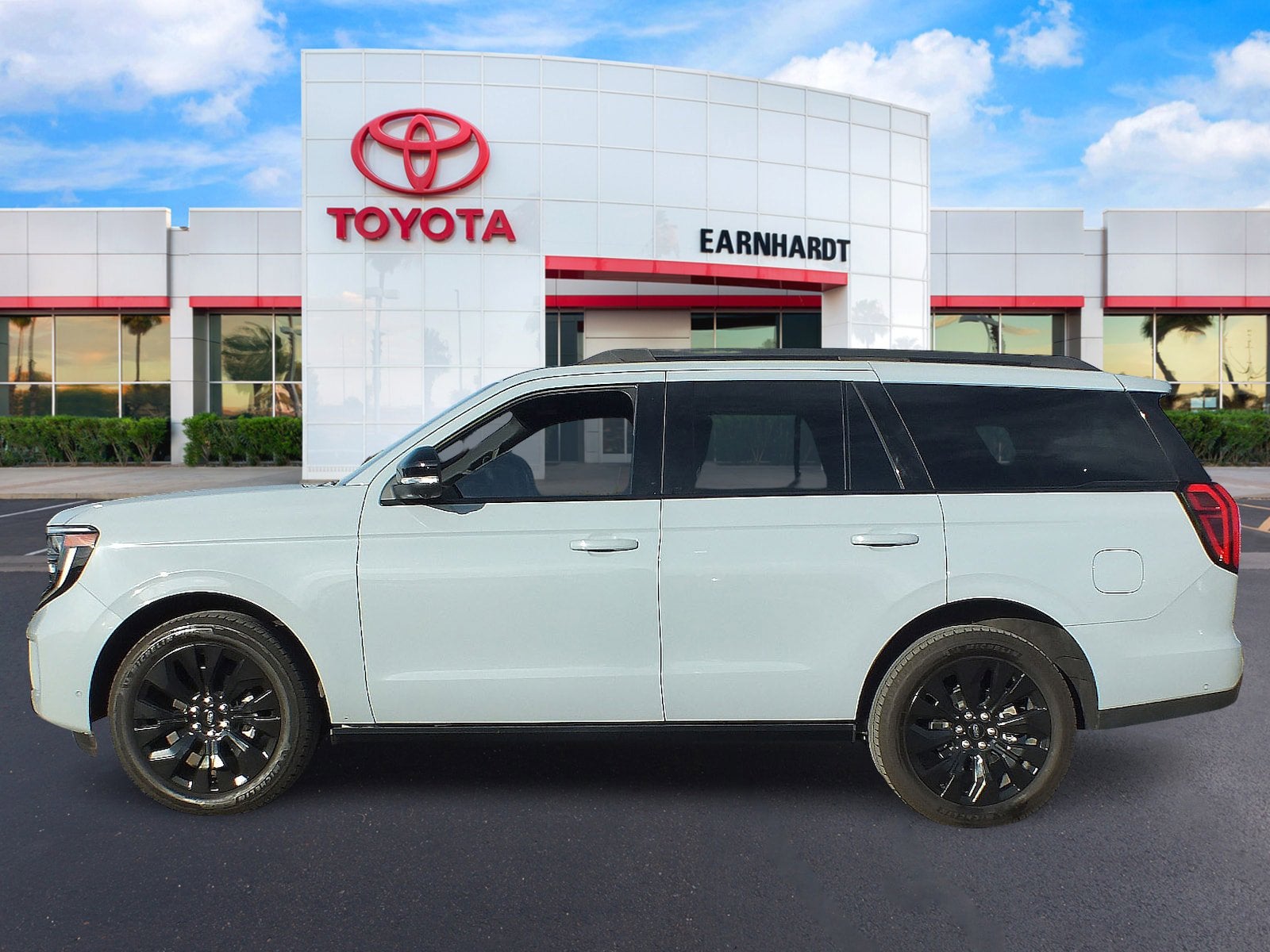 2025 Ford Expedition Platinum 4WD *LIKE NEW! ONLY 13K MILES!*