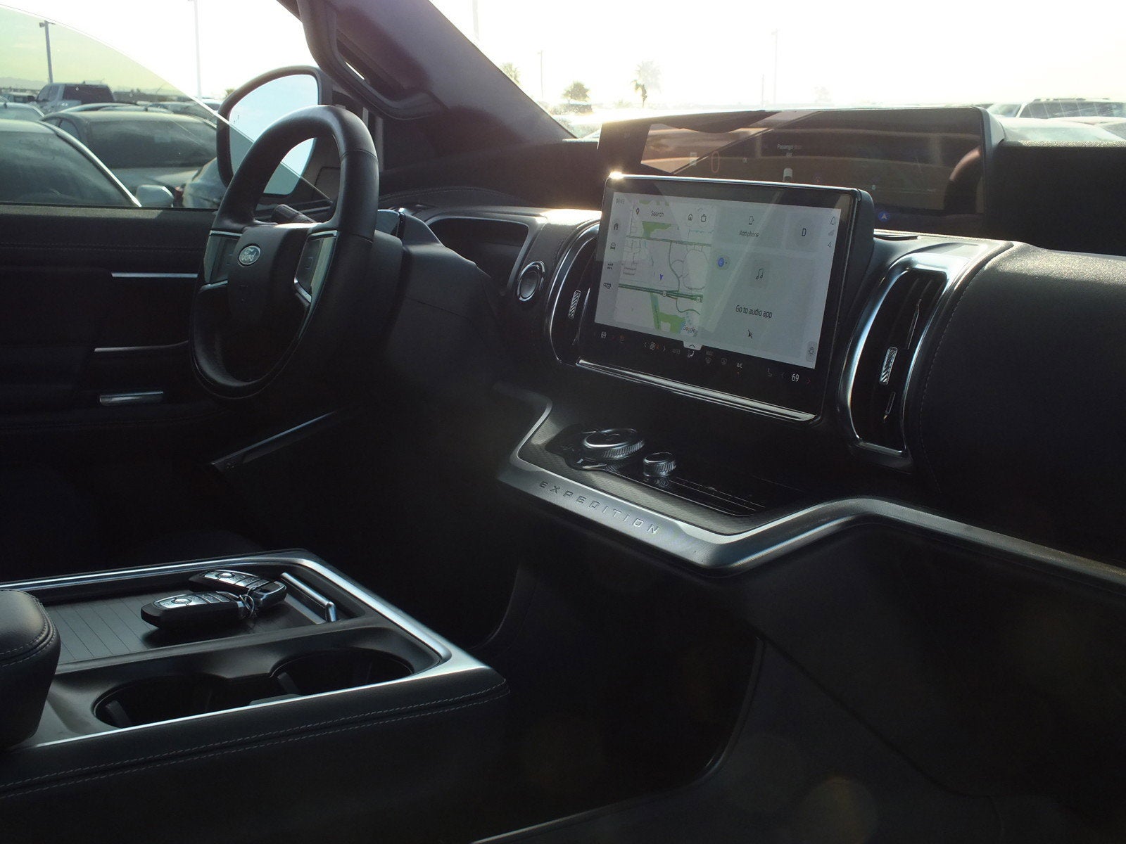 2025 Ford Expedition Platinum 4WD *LIKE NEW! ONLY 13K MILES!*