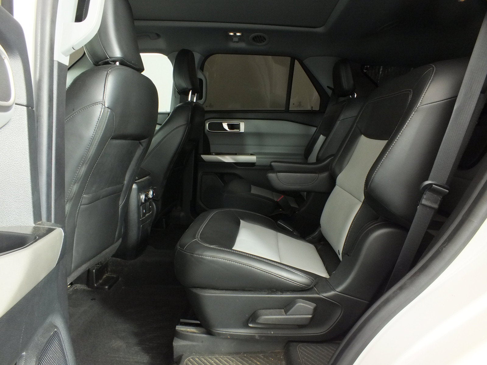 2022 Ford Explorer XLT *1-OWNER*