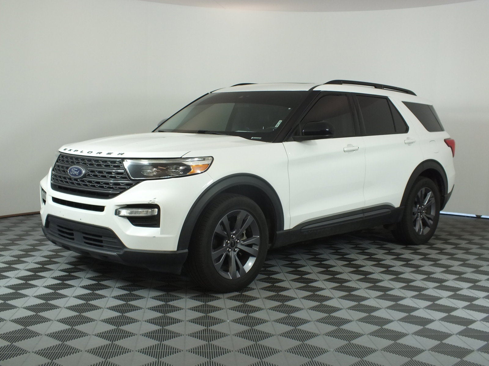 2022 Ford Explorer XLT *1-OWNER*