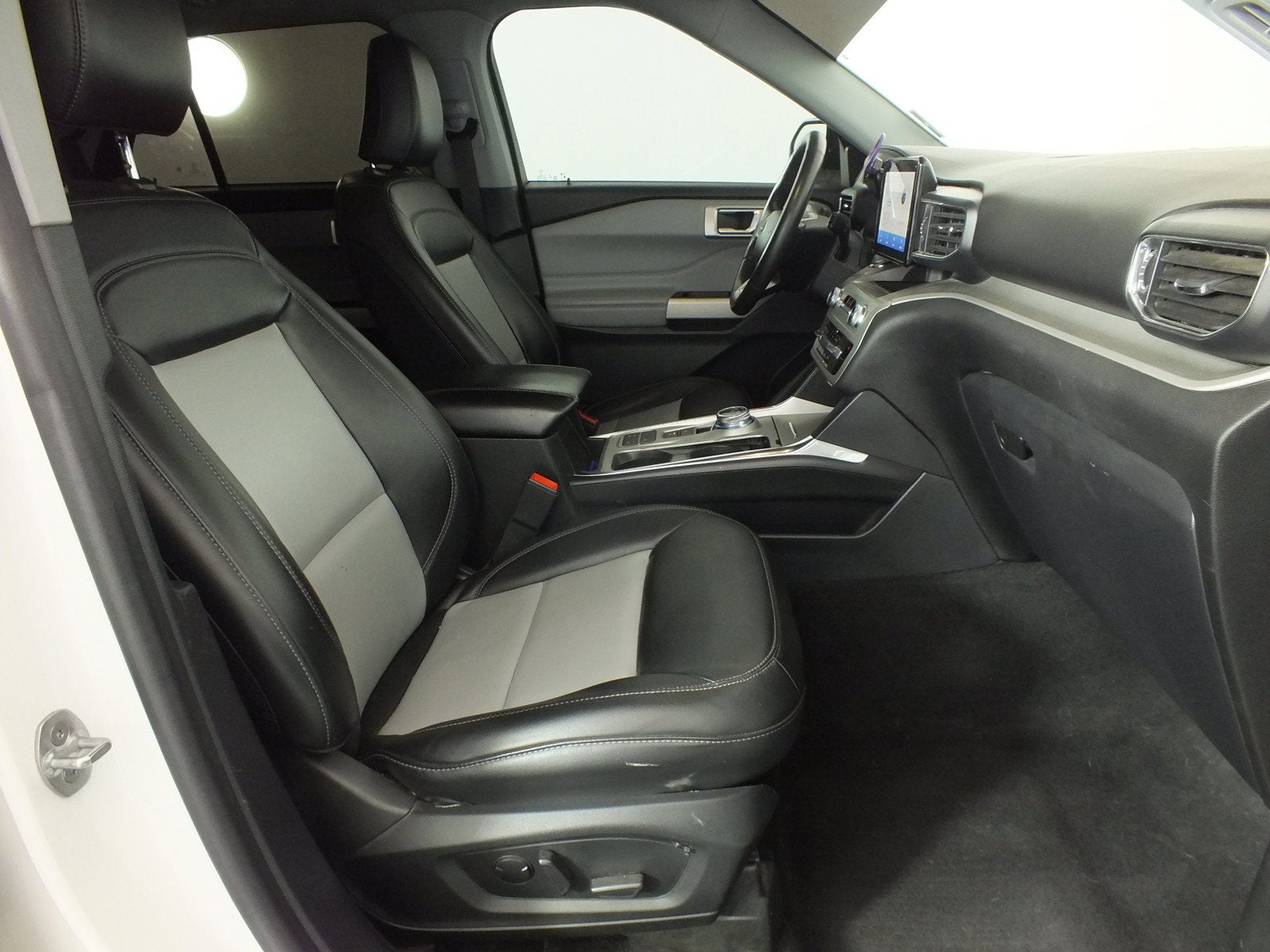 2022 Ford Explorer XLT *1-OWNER*