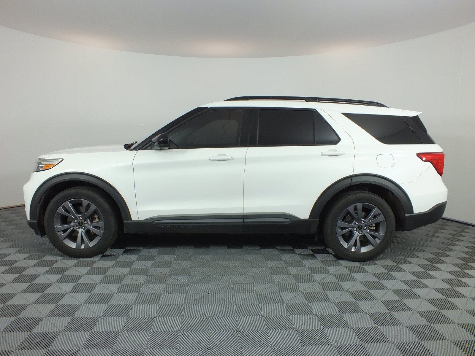 2022 Ford Explorer XLT *1-OWNER*