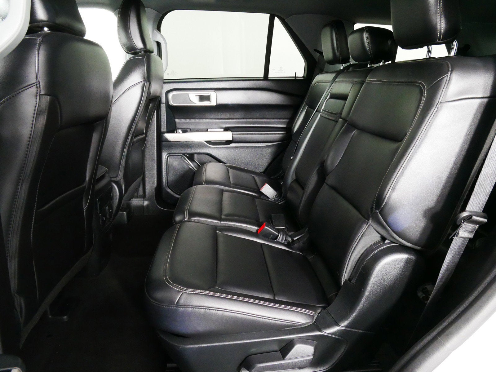 2023 Ford Explorer XLT RWD *1-OWNER, CLEAN CARFAX!*