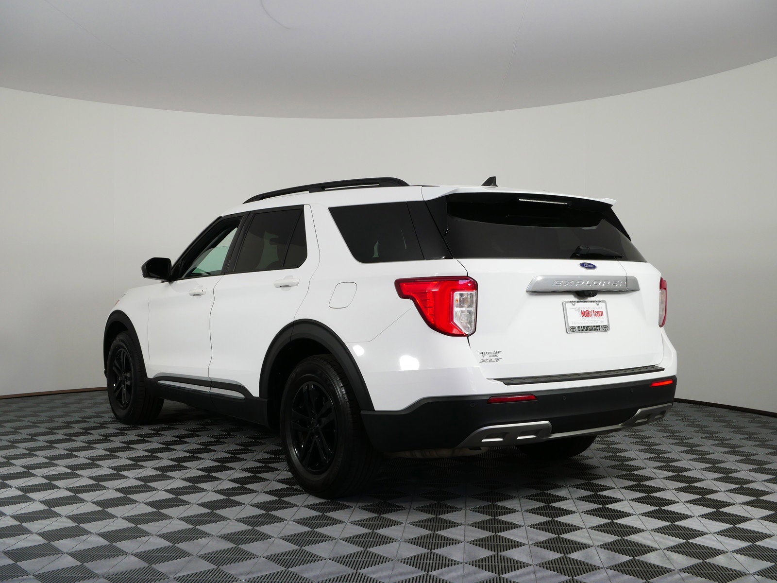 2023 Ford Explorer XLT RWD *1-OWNER, CLEAN CARFAX!*