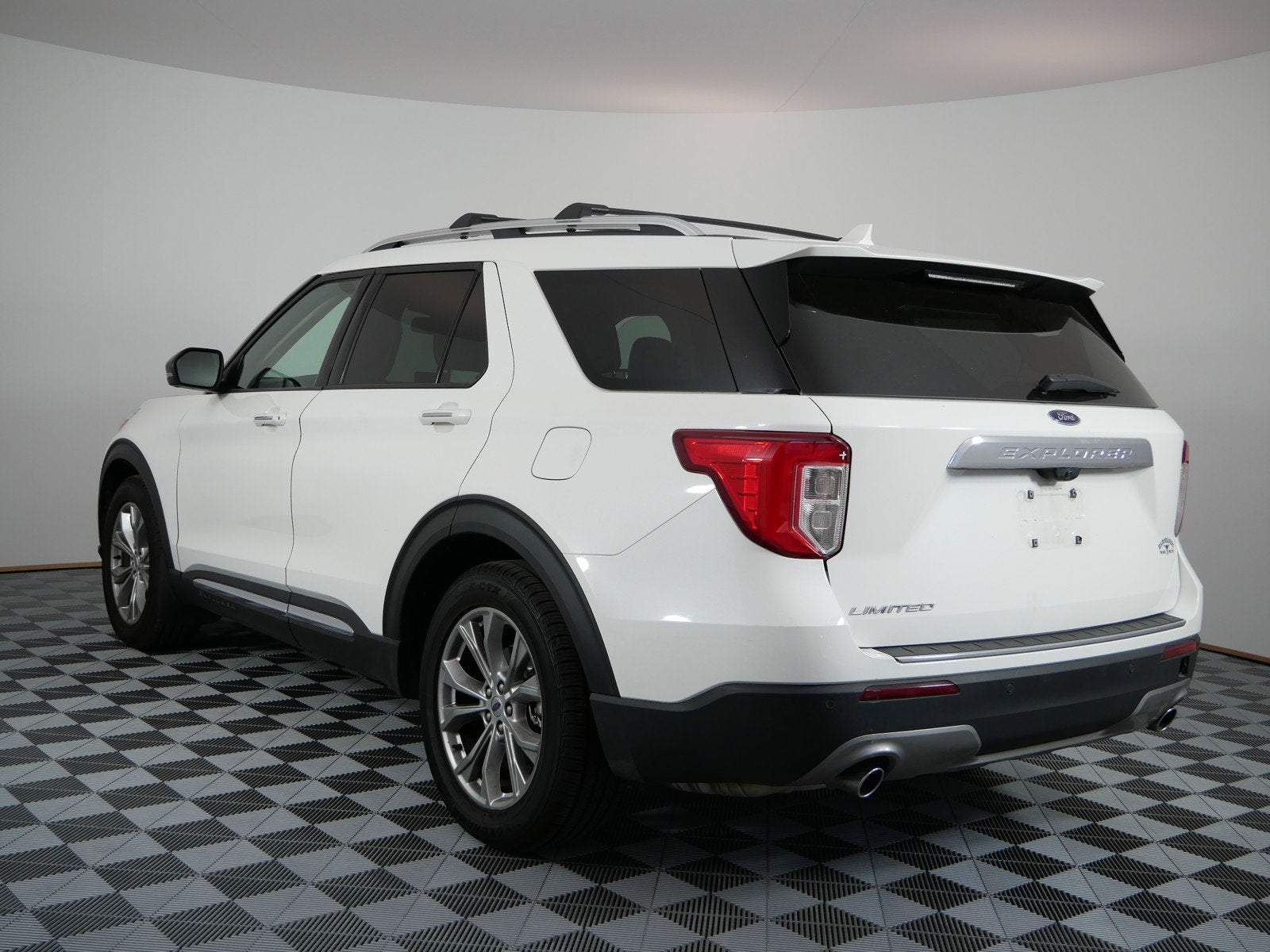2023 Ford Explorer Limited *1-OWNER*