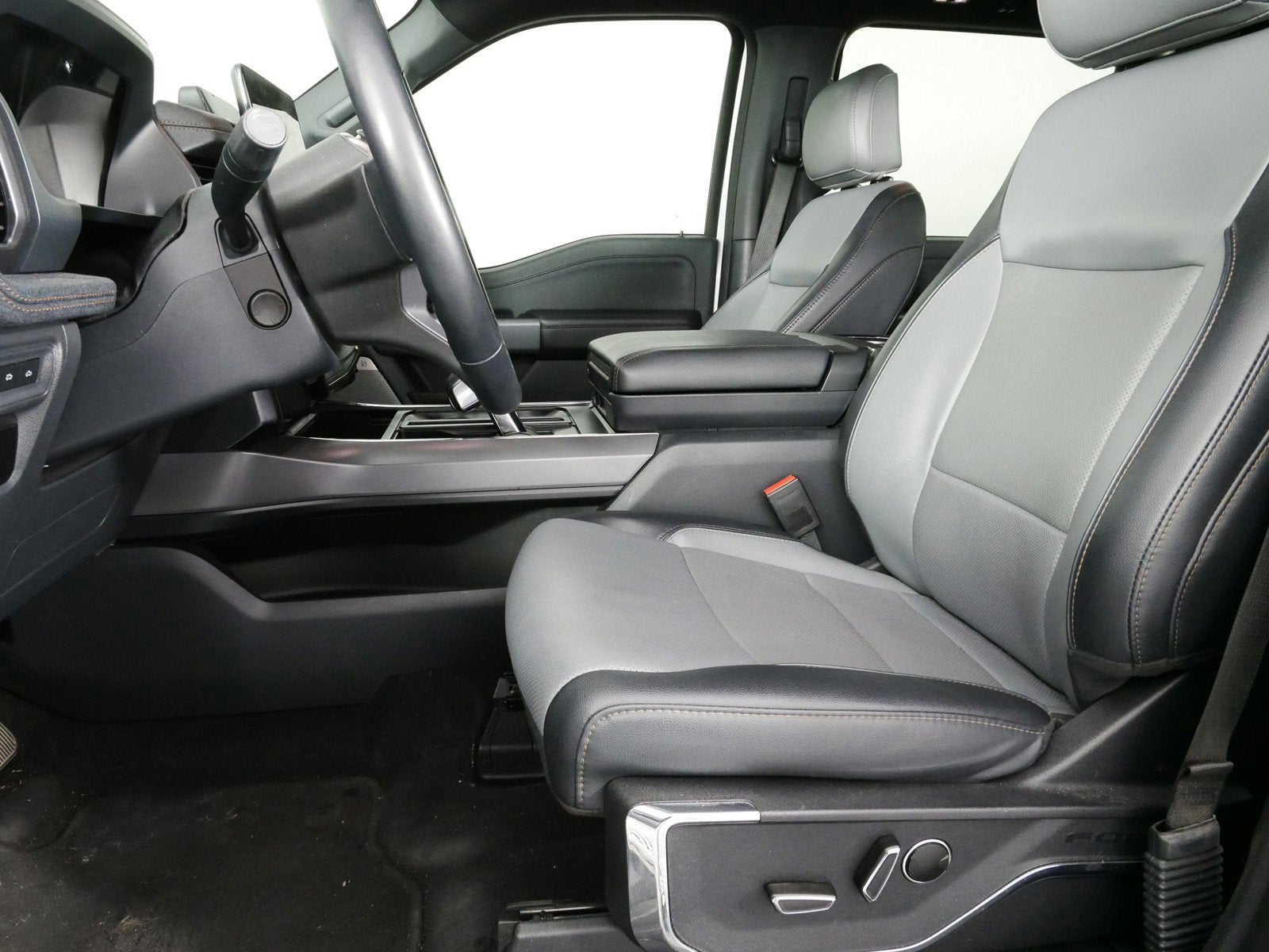 2023 Ford F-150 Lightning Lariat 4WD *1-OWNER*