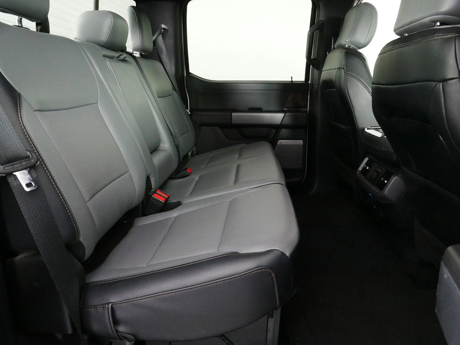 2023 Ford F-150 Lightning Lariat 4WD *1-OWNER*