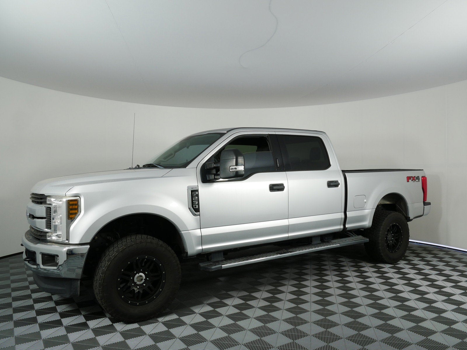 2019 Ford Super Duty F-250 SRW XLT 4WD *1-OWNER!*