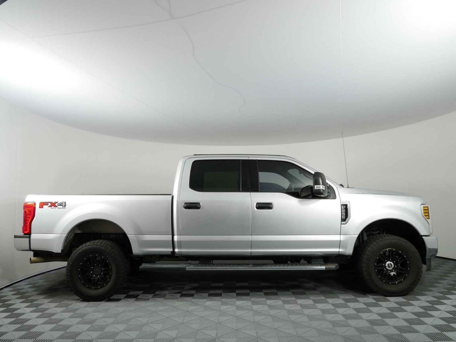 2019 Ford Super Duty F-250 SRW XLT 4WD *1-OWNER!*