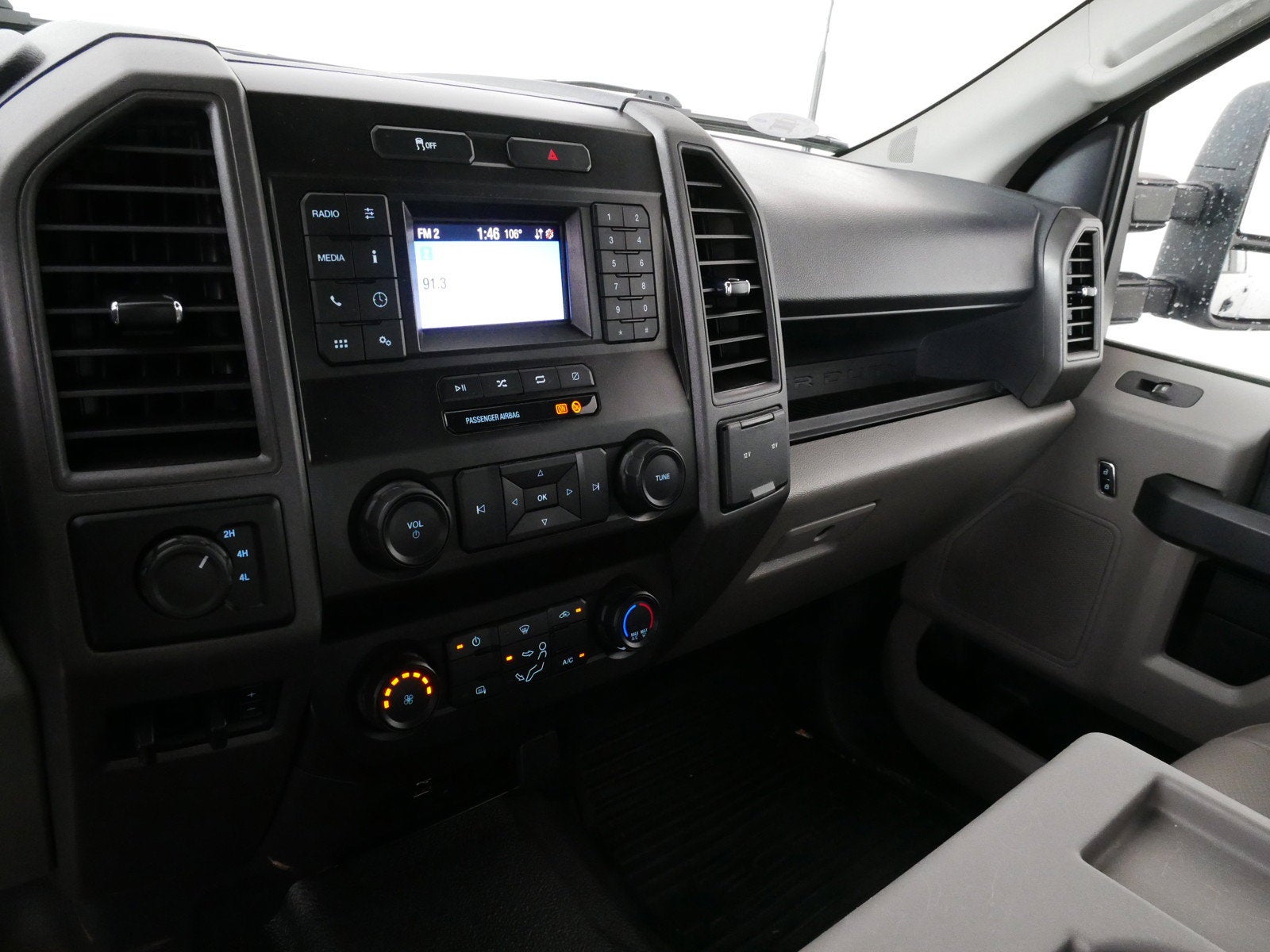 2022 Ford Super Duty F-250 SRW XL 4WD *CLEAN CARFAX*