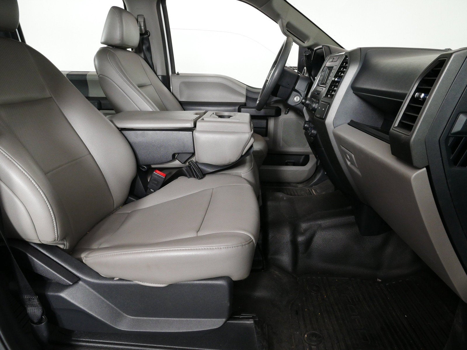 2022 Ford Super Duty F-250 SRW XL 4WD *CLEAN CARFAX*