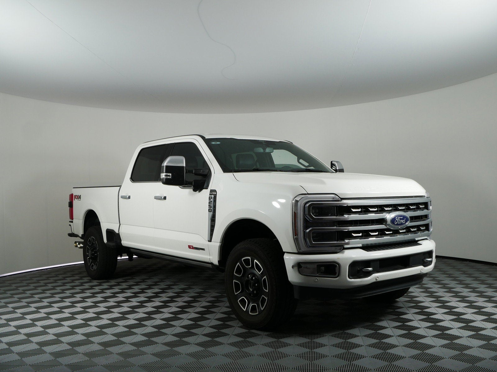 2024 Ford Super Duty F-250 SRW Platinum 4WD *1-OWNER*