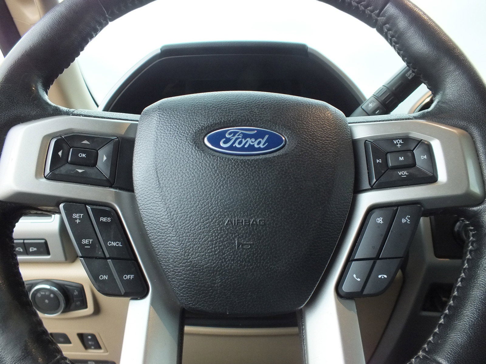 2020 Ford Super Duty F-250 SRW Lariat 4WD *1-OWNER*