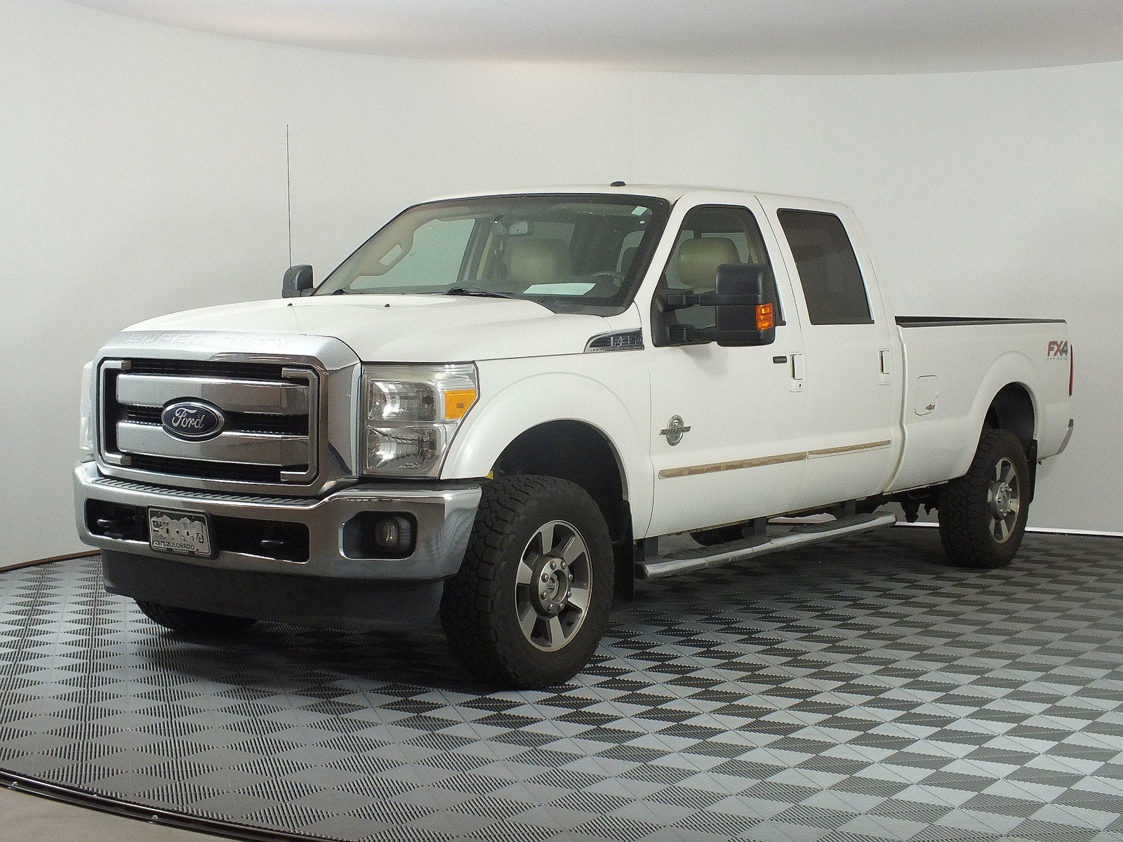 2015 Ford Super Duty F-350 SRW Lariat 4WD *CLEAN CARFAX! RUNS STRONG!*
