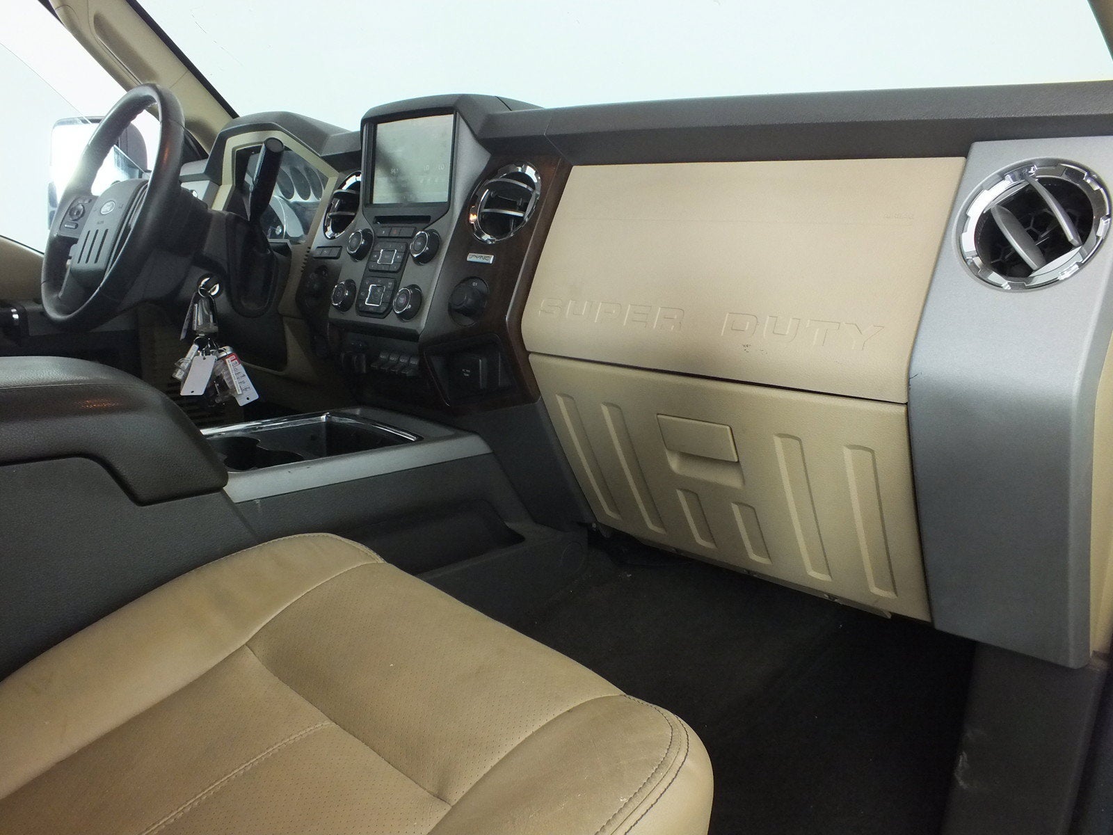 2015 Ford Super Duty F-350 SRW Lariat 4WD *CLEAN CARFAX! RUNS STRONG!*