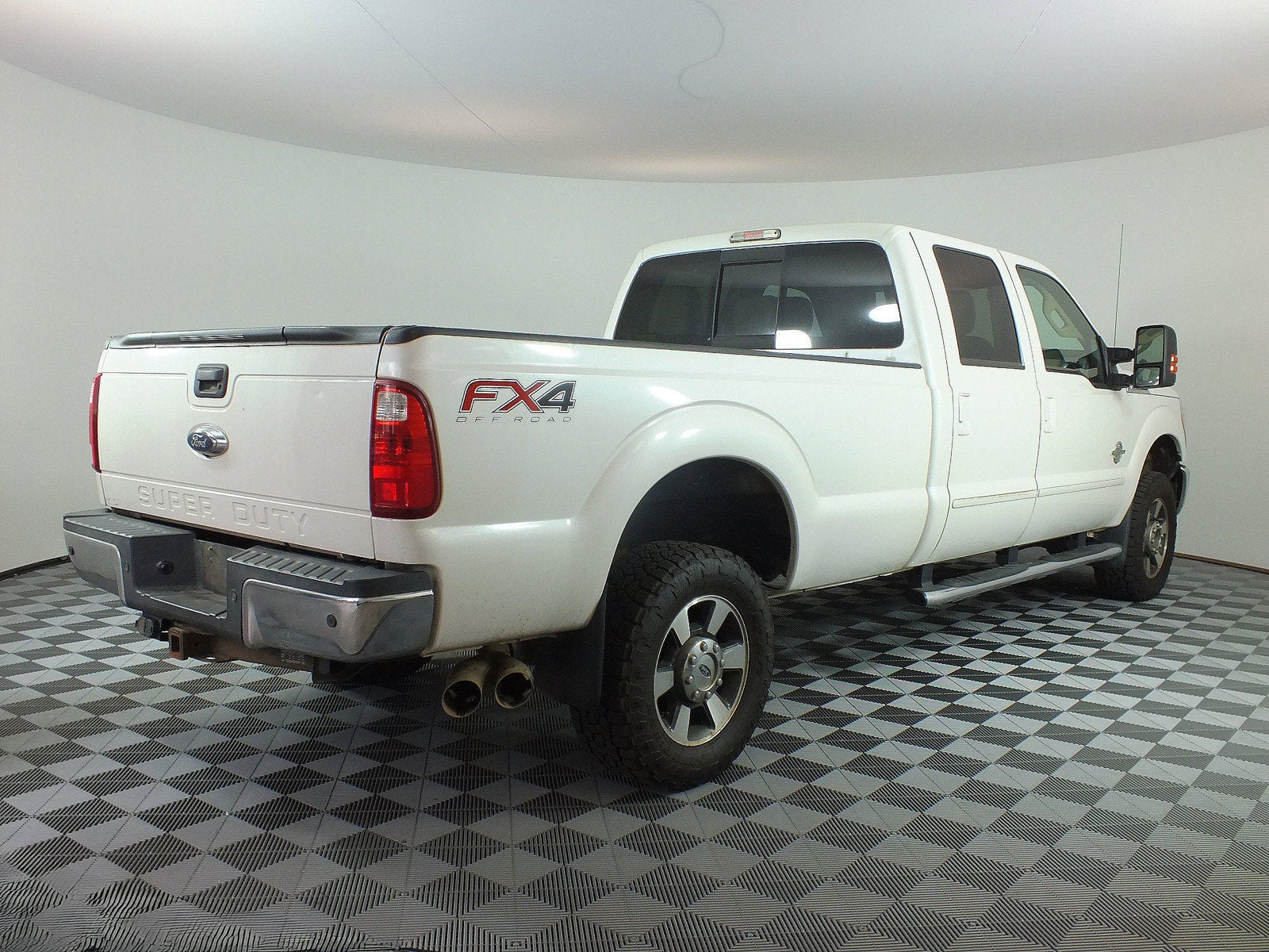 2015 Ford Super Duty F-350 SRW Lariat 4WD *CLEAN CARFAX! RUNS STRONG!*
