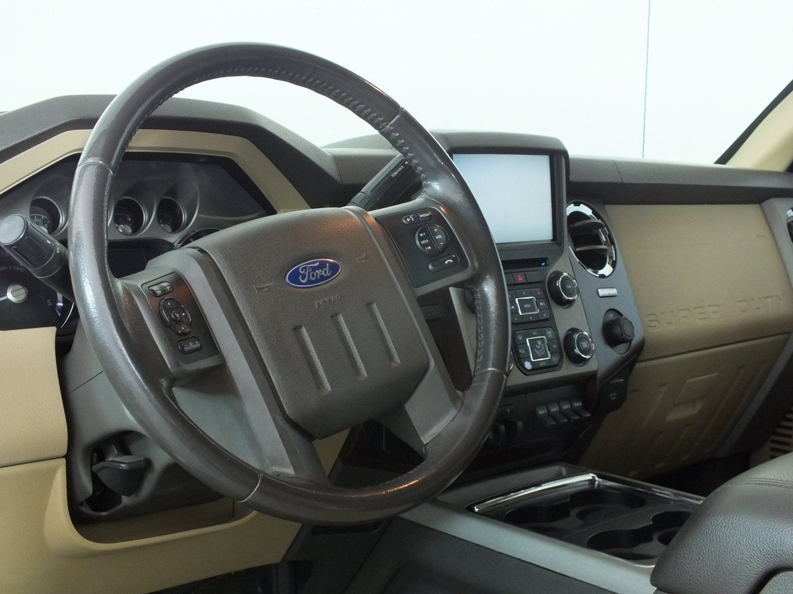 2014 Ford Super Duty F-350 SRW Lariat 4WD *CLEAN CARFAX! RUNS STRONG!*