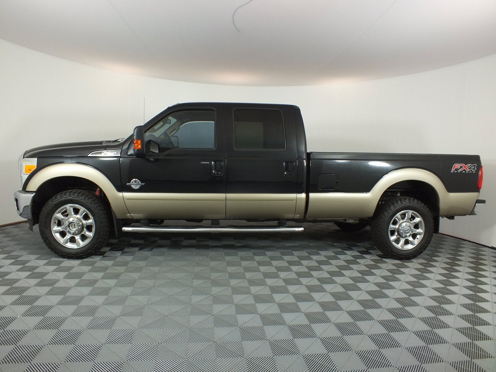2014 Ford Super Duty F-350 SRW Lariat 4WD *CLEAN CARFAX! RUNS STRONG!*