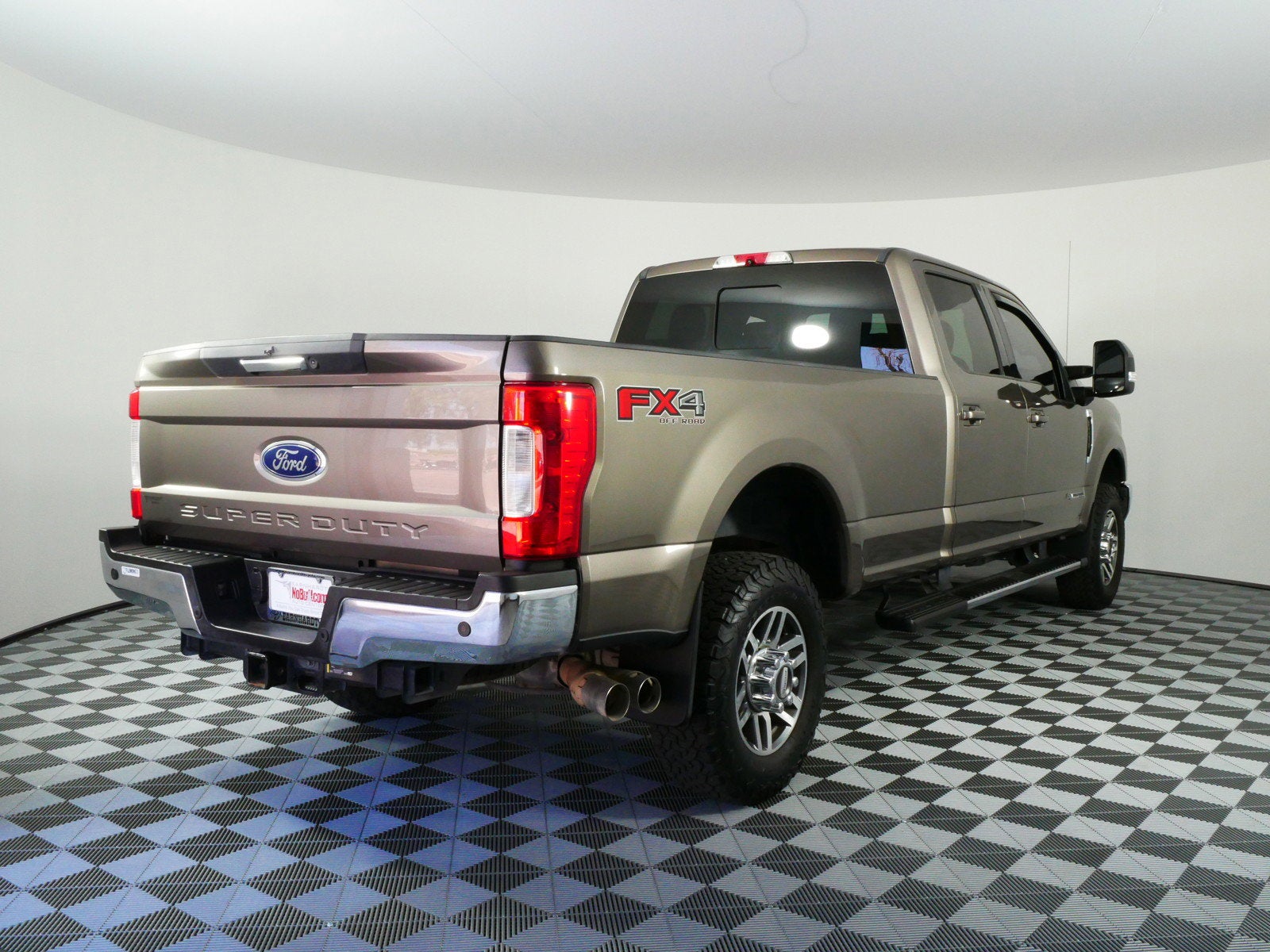2018 Ford Super Duty F-350 SRW LARIAT 4WD *WELL MAINTAINED*