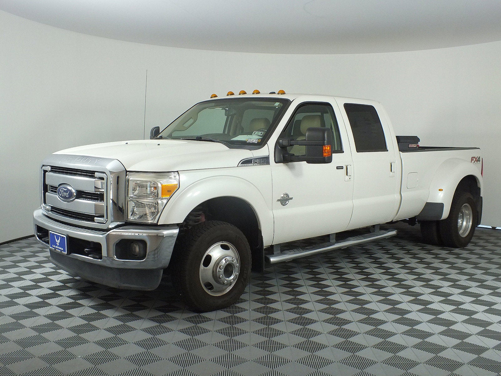 2014 Ford Super Duty F-350 DRW Lariat 4WD *1-OWNER!*
