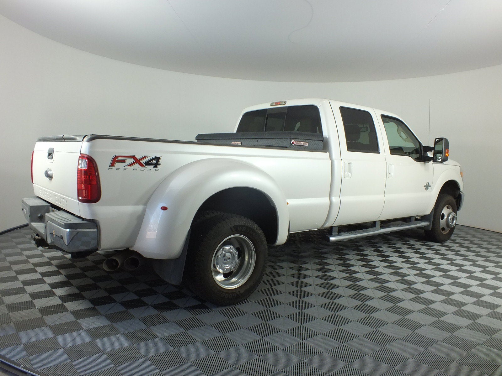 2014 Ford Super Duty F-350 DRW Lariat 4WD *1-OWNER!*