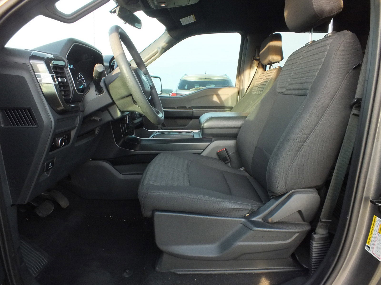 2023 Ford F-150 XL *ONLY 21K MILES!*