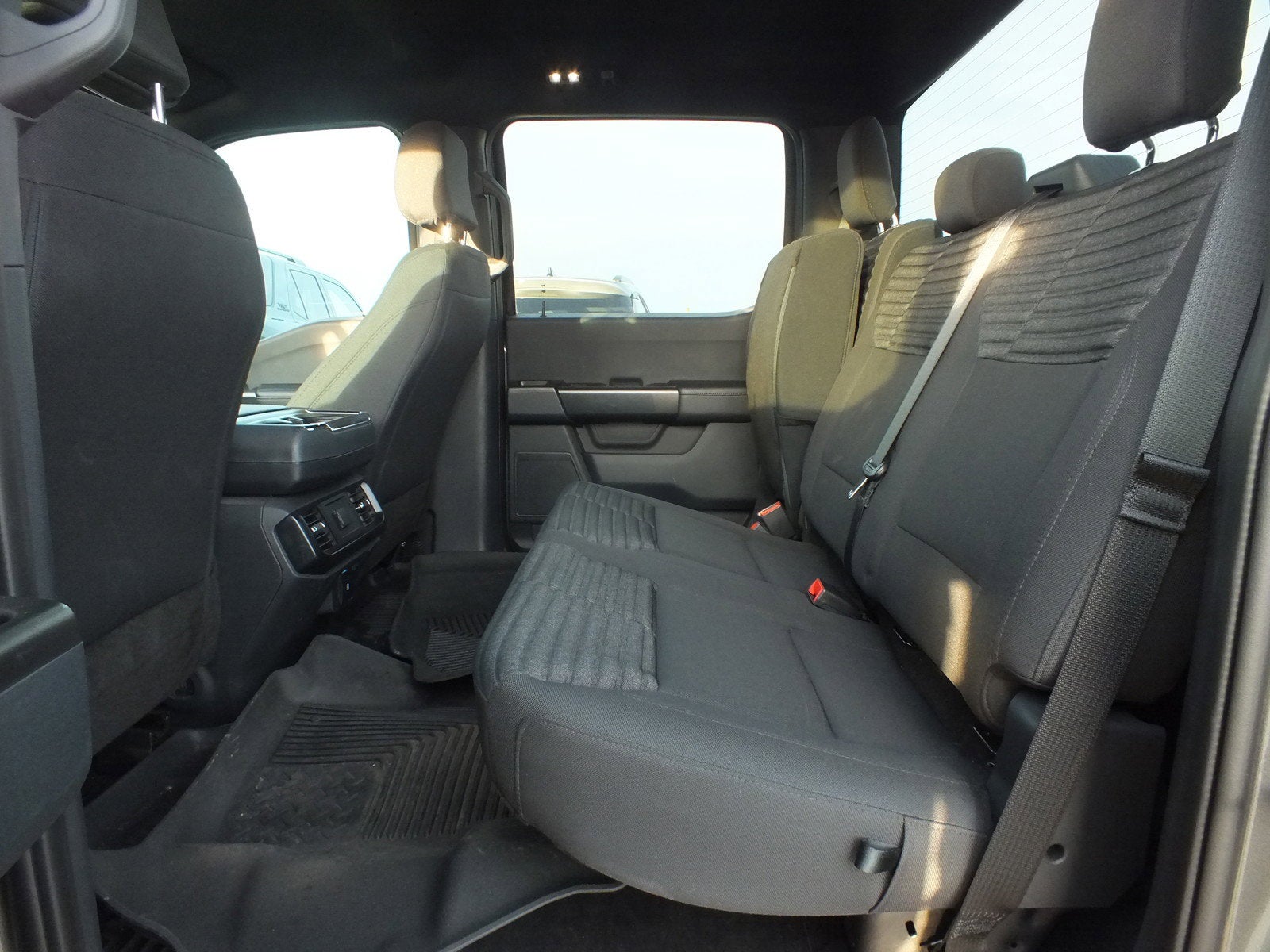 2023 Ford F-150 XL *ONLY 21K MILES!*