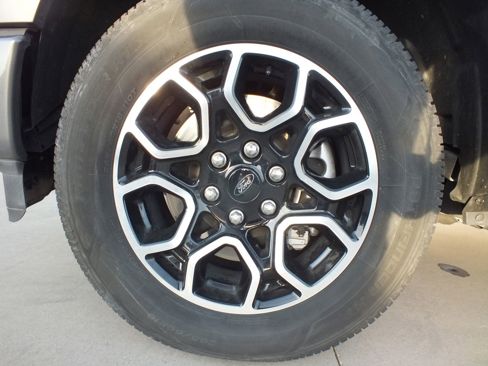 2023 Ford F-150 XL *ONLY 21K MILES!*