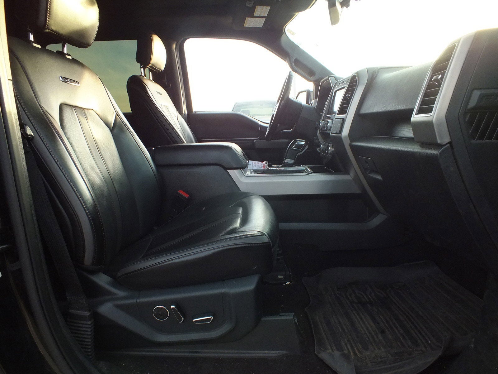 2020 Ford F-150 Platinum 4WD *1-OWNER*