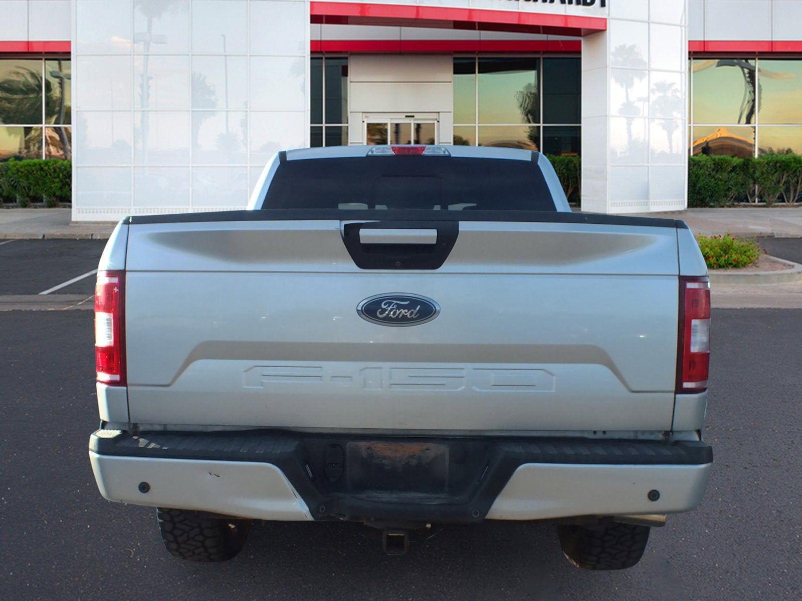 2018 Ford F-150 XLT 4WD *WELL MAINTAINED!*