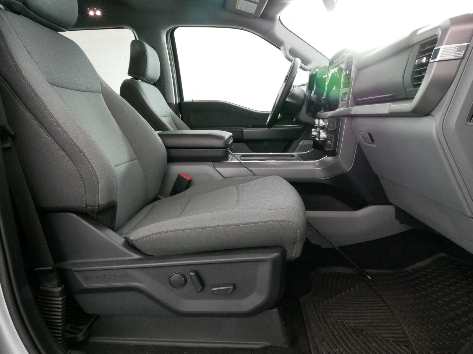 2024 Ford F-150 XLT *1-OWNER*