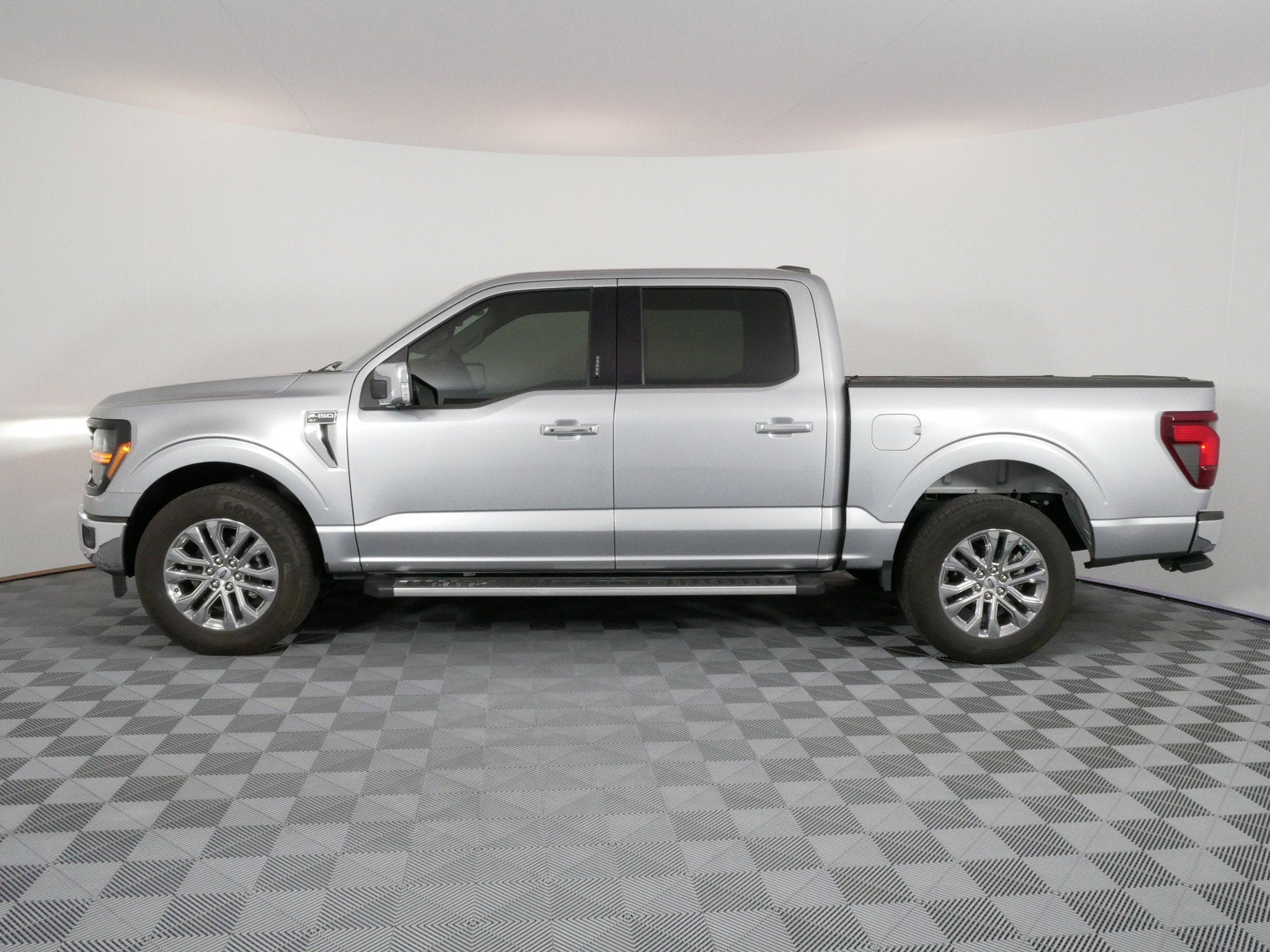 2024 Ford F-150 XLT *1-OWNER*