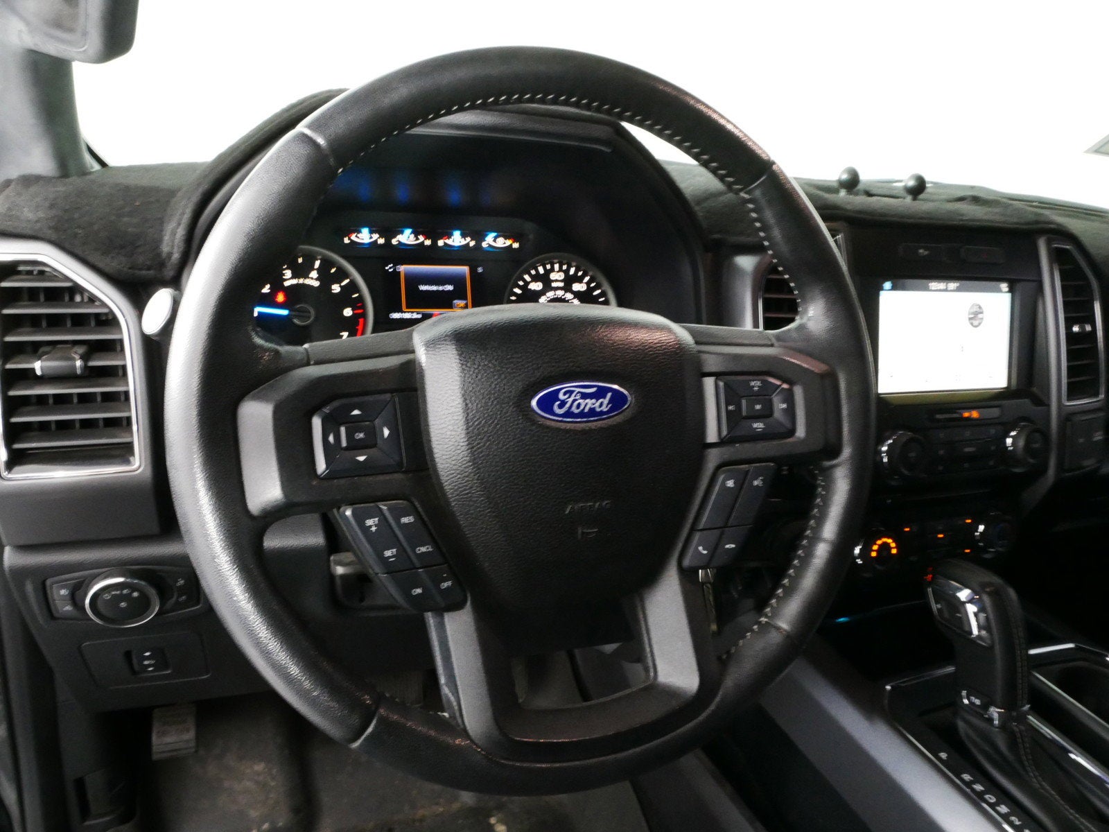 2017 Ford F-150 Lariat 2WD *CLEAN CARFAX!*