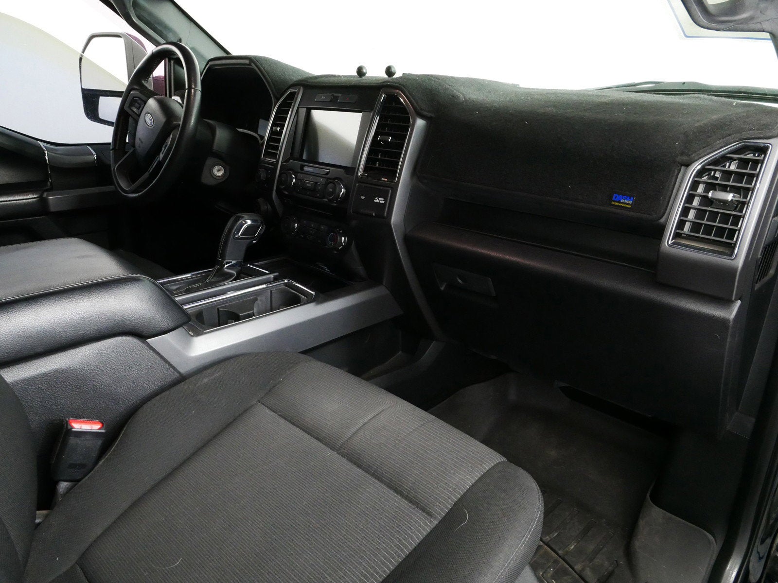 2017 Ford F-150 Lariat 2WD *CLEAN CARFAX!*