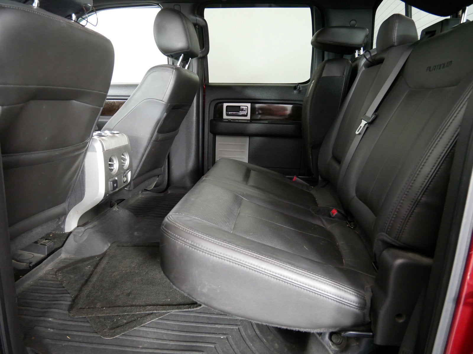 2014 Ford F-150 Platinum 4WD *RELIABLE DAILY DRIVER!*